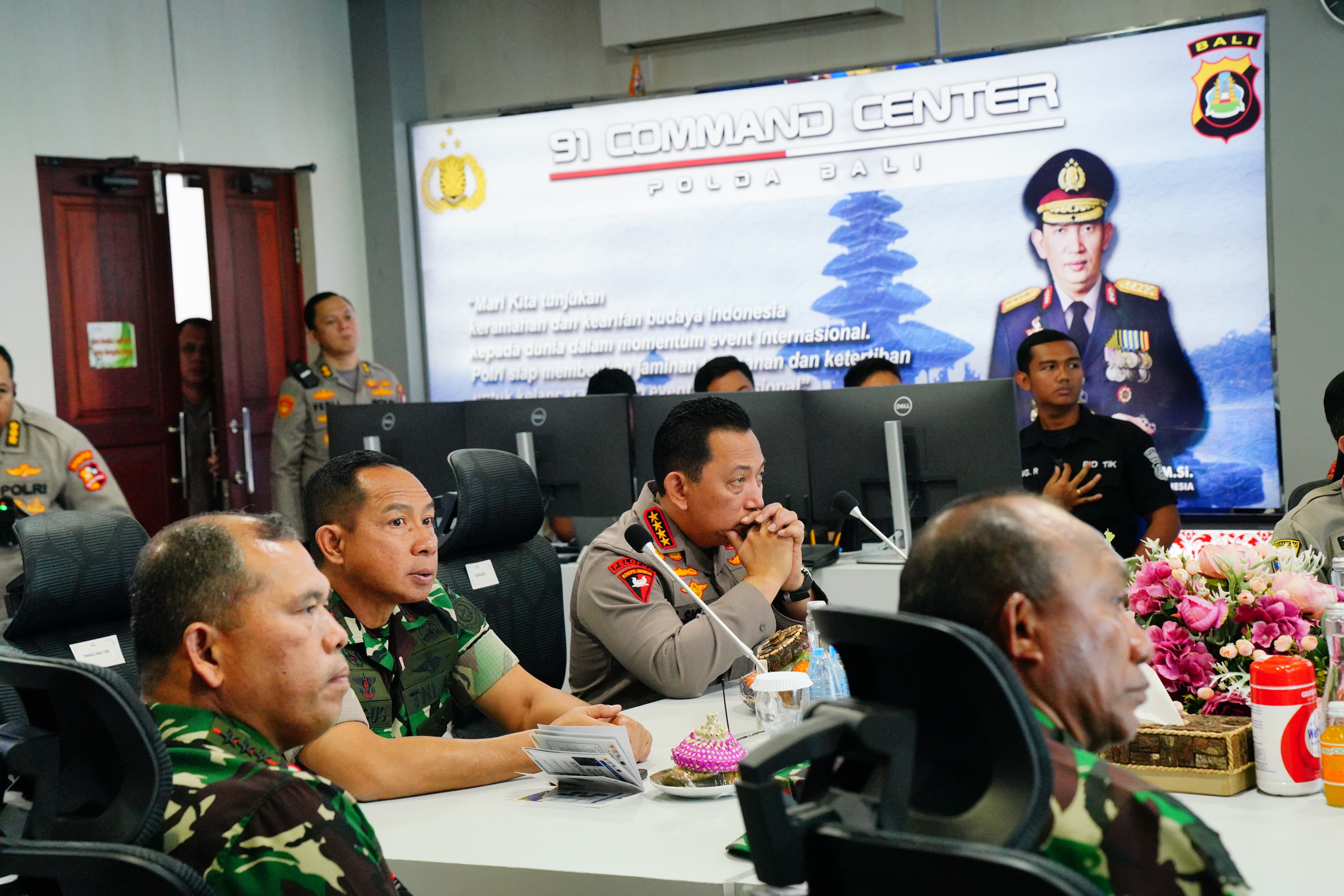Kapolri : TNI-Polri Bersinergi Jamin Keamanan KTT IAF di Bali 