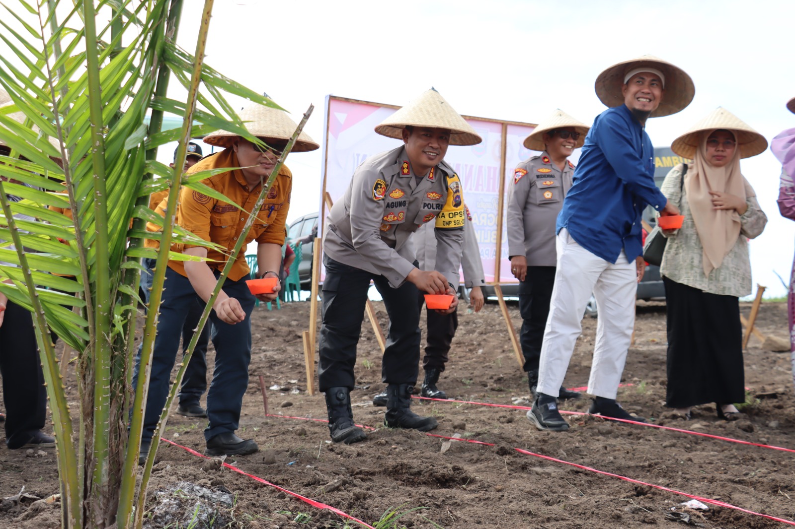 Wujudkan Program Ketahanan Pangan, Polres Pasaman Barat Gelar Penanaman Jagung Bersama Pemda Pasaman Barat