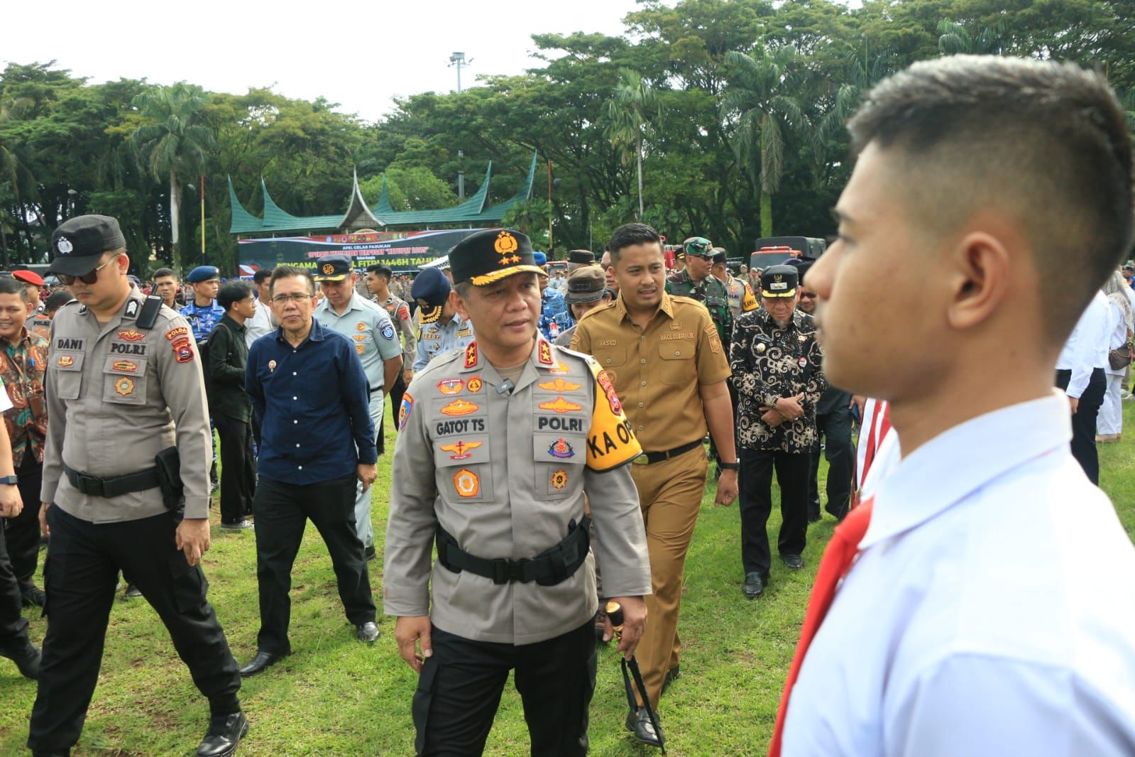 Kapolda Pimpin Apel Gelar Pasukan Operasi Ketupat Singgalang 2025