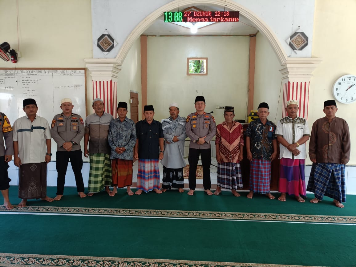Kapolsek Ranah Batahan Gelar Kegiatan Jum’at Curhat di Masjid Assuhada, Ajak Tokoh Masyarakat Bersinergi Jaga Kamtibmas
