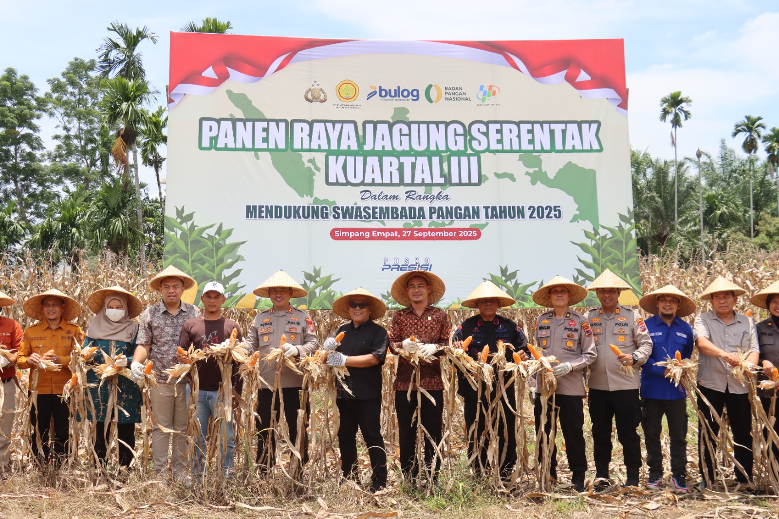 Polres Pasaman Barat Menggelar Panen Raya Jagung Kuartal III Dalam Mendukung Program Swasembada Pangan